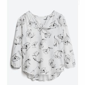 Fun2fun black and white floral shirt, women's medium, stitch fix